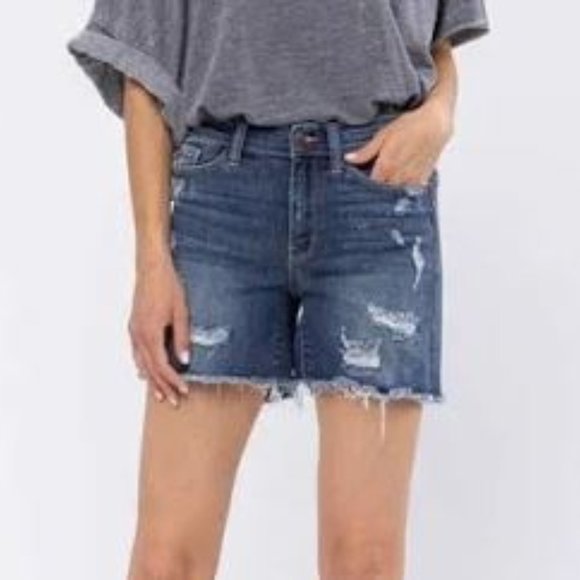 Summer Dreams Judy Blue Bleach Splash Destroy Shorts - Picture 2 of 3